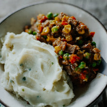 Load image into Gallery viewer, Back Country Cuisine Roast Lamb And Vegetables
