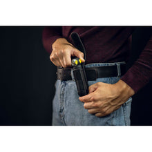 Load image into Gallery viewer, Armytek Wizard C2 Pro Max LR Magnet USB, 21700 Battery, White
